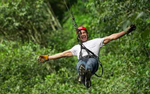 Dobrodružný balíček 4 v 1 (Rafting, Jeep, Zipline a Buggy)