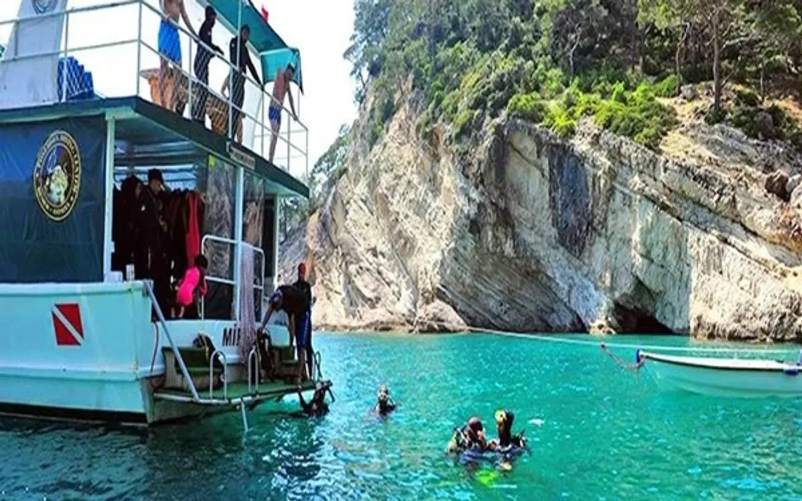 Scuba Diving Tour