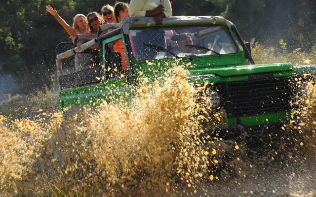 Jeep Safari a horské dobrodružství