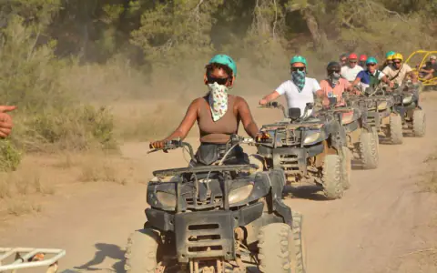 Safari cu ATV-ul (Quad)